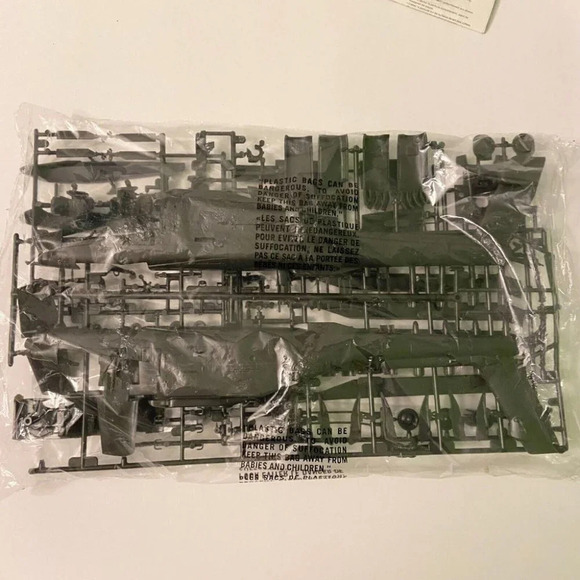 Vintage 1986 Monogram  AH-64 Apache Helicopter 1:48 Kit 5443 Open Box Never Used - Picture 9 of 12